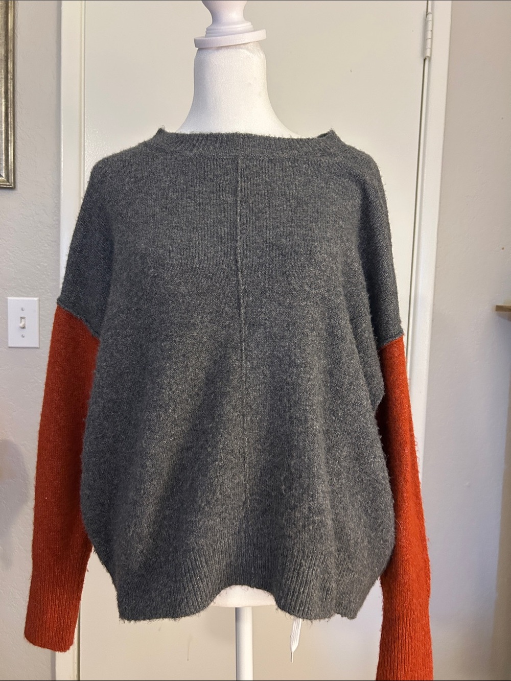 Vince Camuto  Colorblock Women’s Sweater - Gray with Rust Sleeves